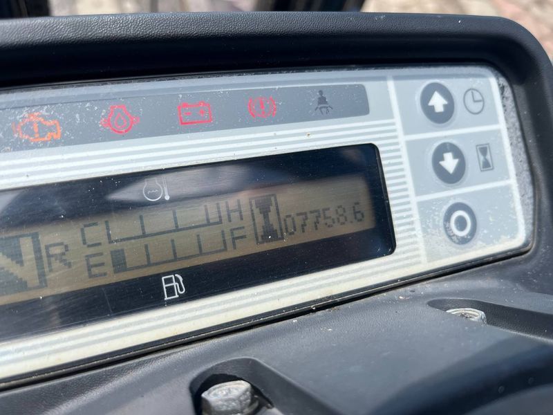 Погрузчик вилочный   Nissan-Unicarriers FG15 267 фото