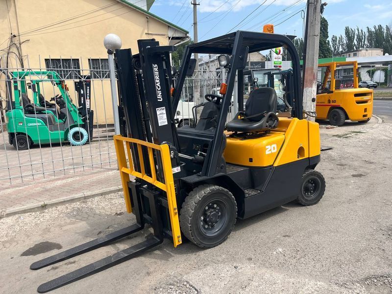 Вилочный погрузчик Nissan-Unicarriers FGE20T 278 фото