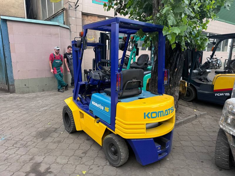 Навантажувач вилковий Komatsu FG15 142 фото