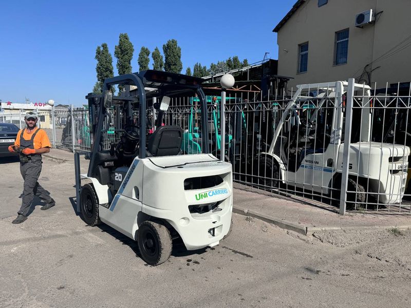 Навантажувач вилковий Nissan-Unicarriers FHD20T5 148 фото